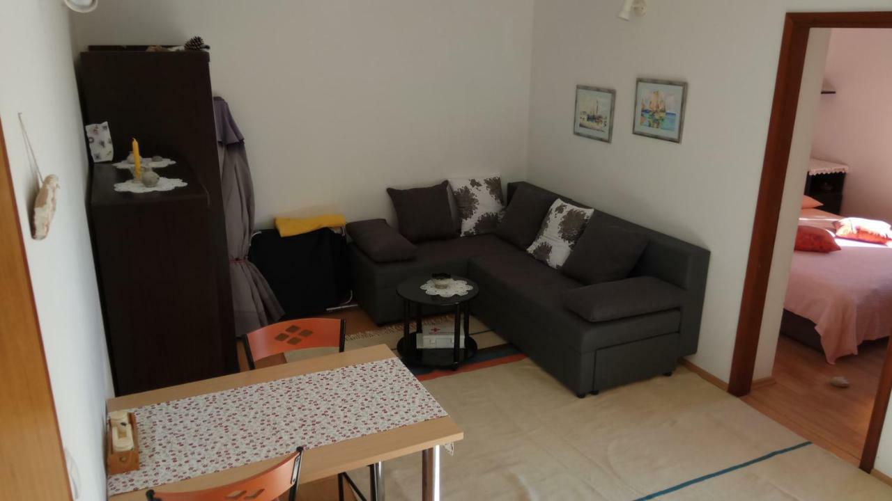 Apartments Stivic Pinezići 外观 照片